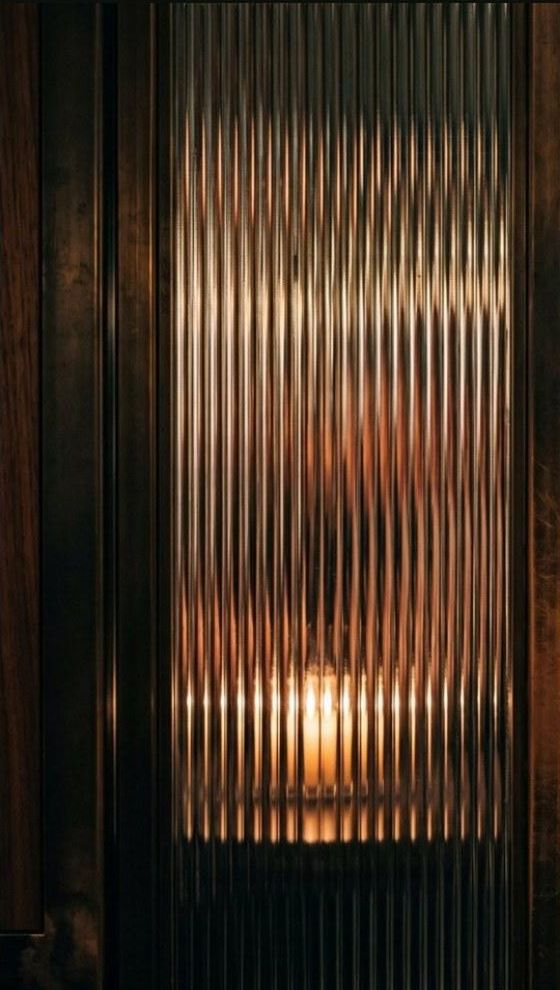 Ribbed glass